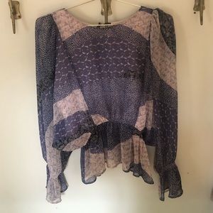 Top with cute sleeves from brand BB Dakota